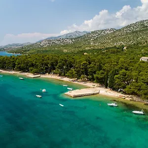 Camp Kompleks wypoczynkowy Šibuljina